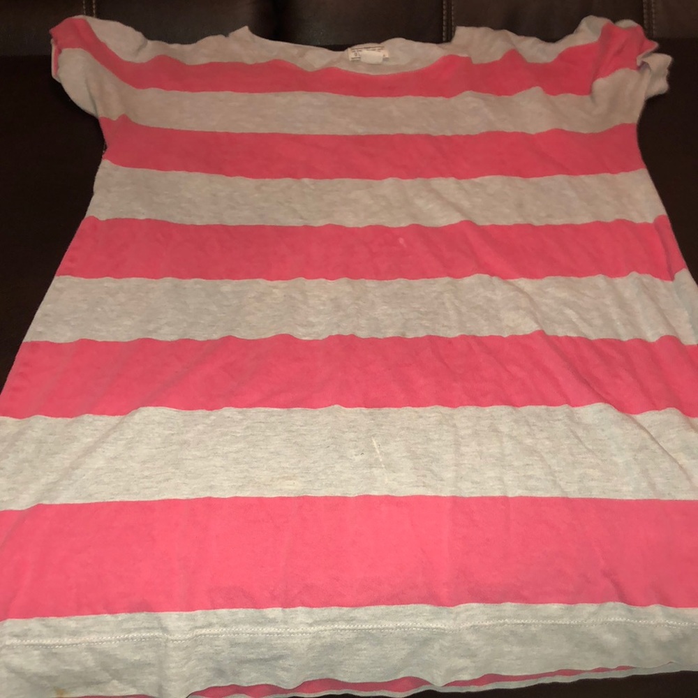 A old navy Shirt